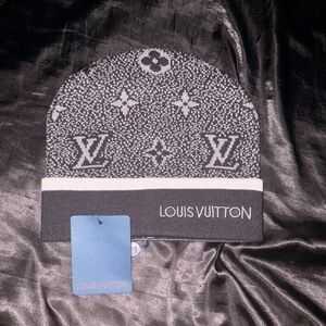 Louis Vuitton Monogram Black and Gray Beanie